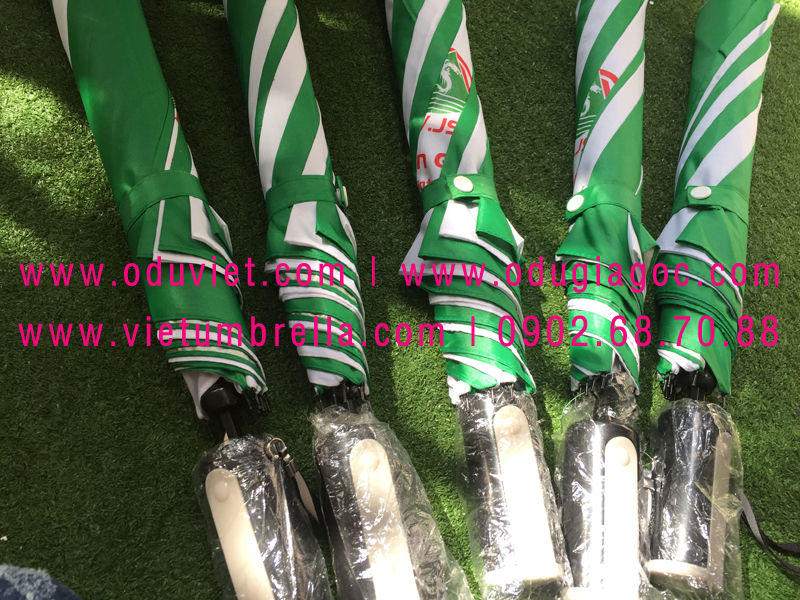 xưởng sản xuất ô dù cầm tay in logo quảng cáo